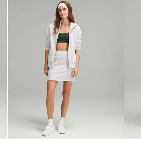 Lululemon Scuba HighRise Mini Skirt Heathered Core Ultra Light Gray Med NWT - Picture 2 of 9